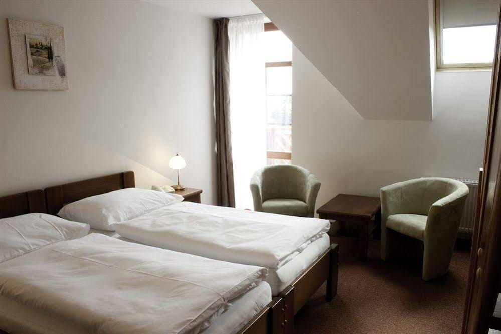 Pytloun Wellness Hotel Hasistejn Misto Екстер'єр фото